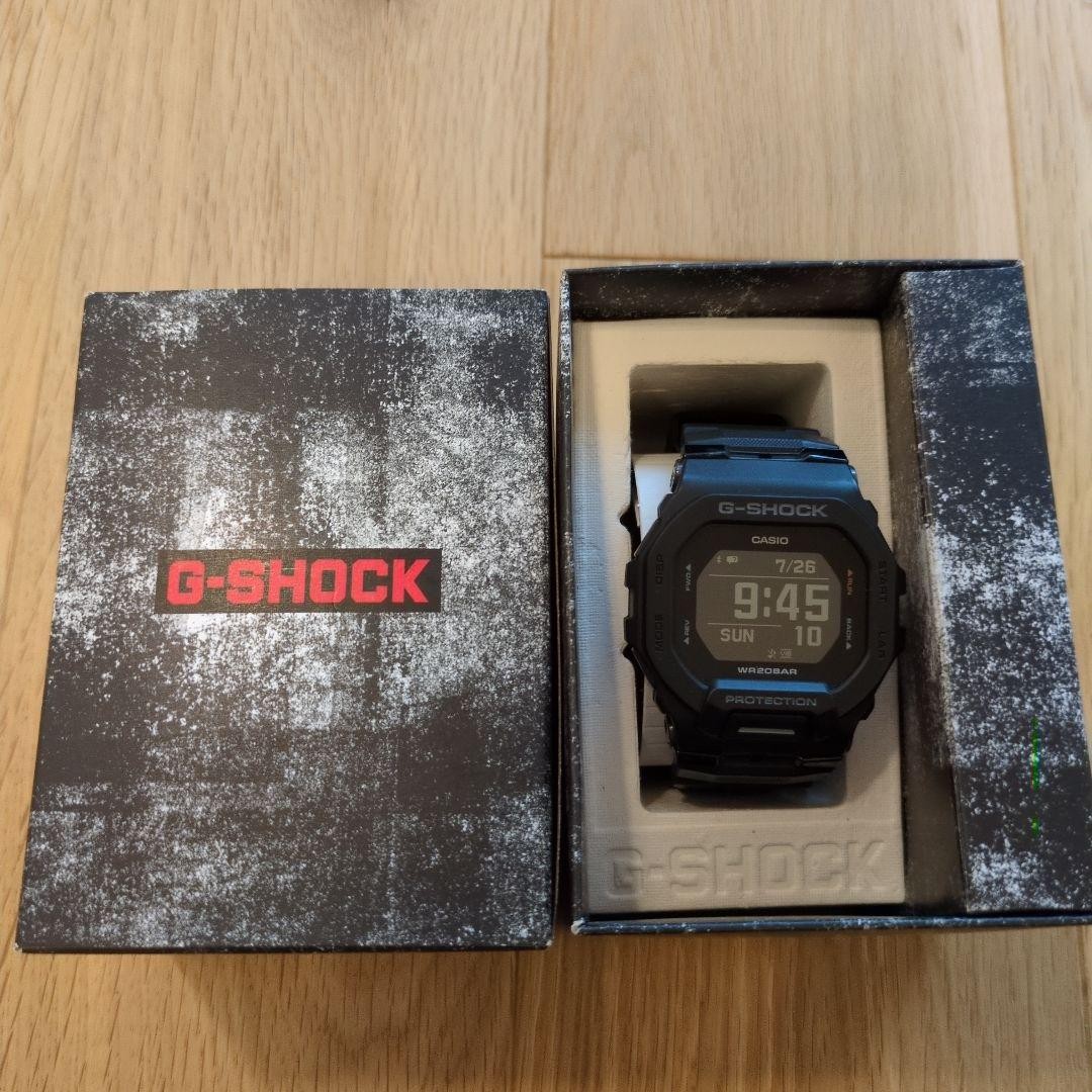 A Striking, No-Scratches, Good G-SHOCK GBD-200-1DR Black.