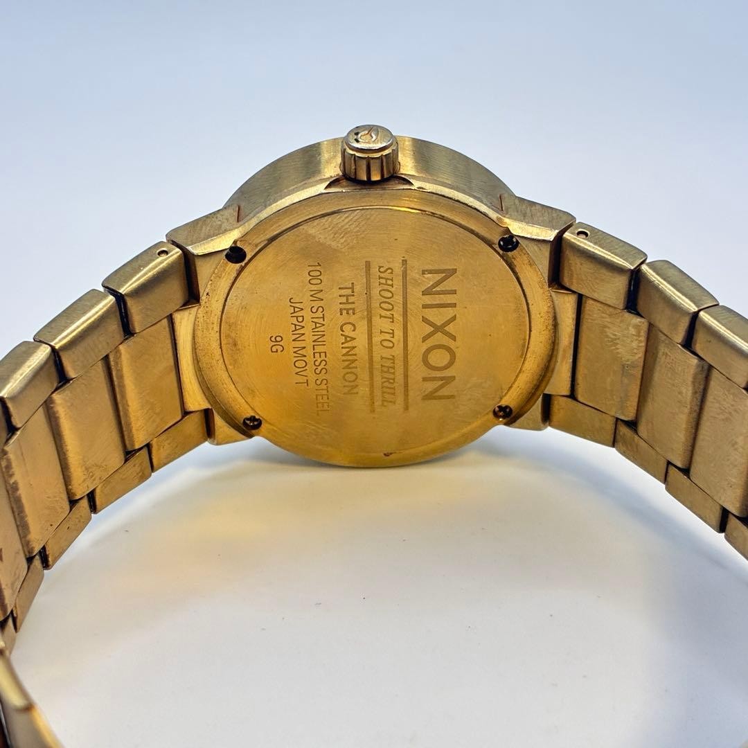 Excellent condition, fully functional ⭐️ NIXON men’s gold quartz watch w