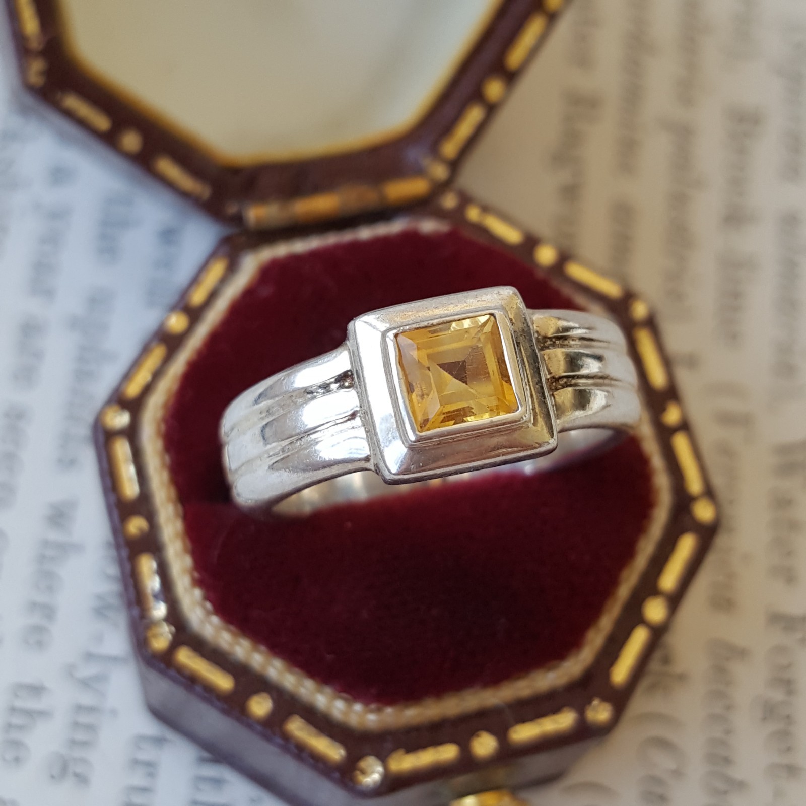 Vintage 925 Sterling Silver Ring, Genuine Citrine Gemstone, Size i.5 US 4.5