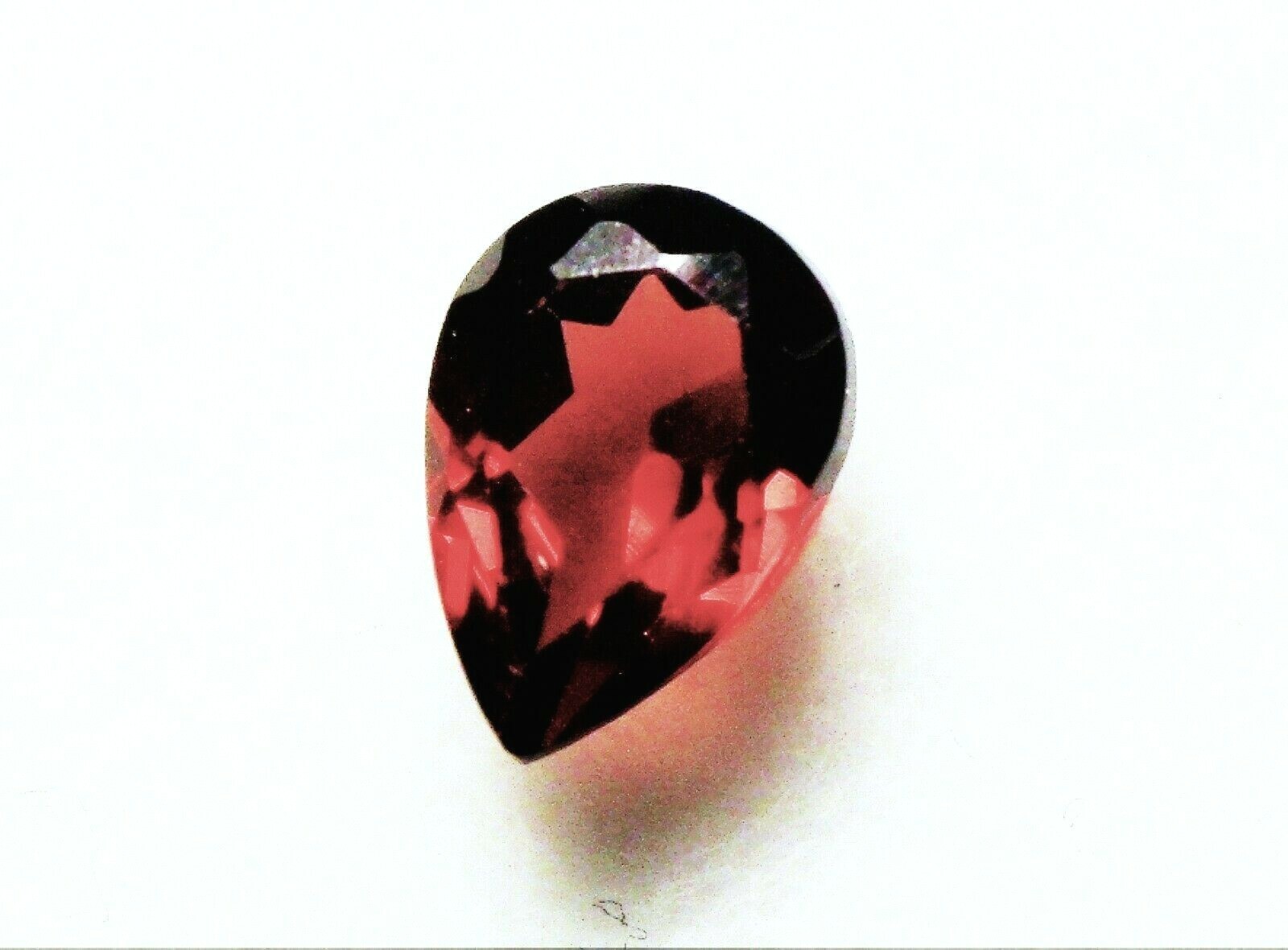 VERY NICE 7 x 5 mm PEAR CUT MOZAMBIQUE GARNET