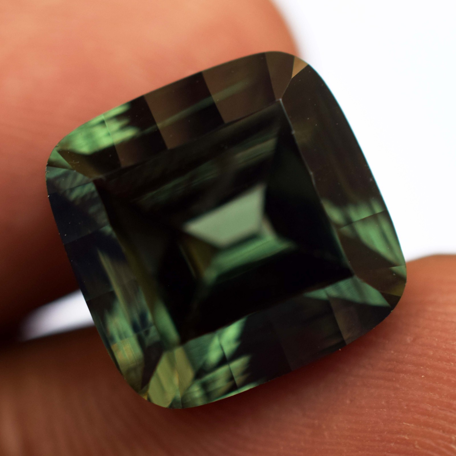 Rare 15 Carat Natural Ceylon Green Sapphire Octagon Cut Certified Loose Gemstone