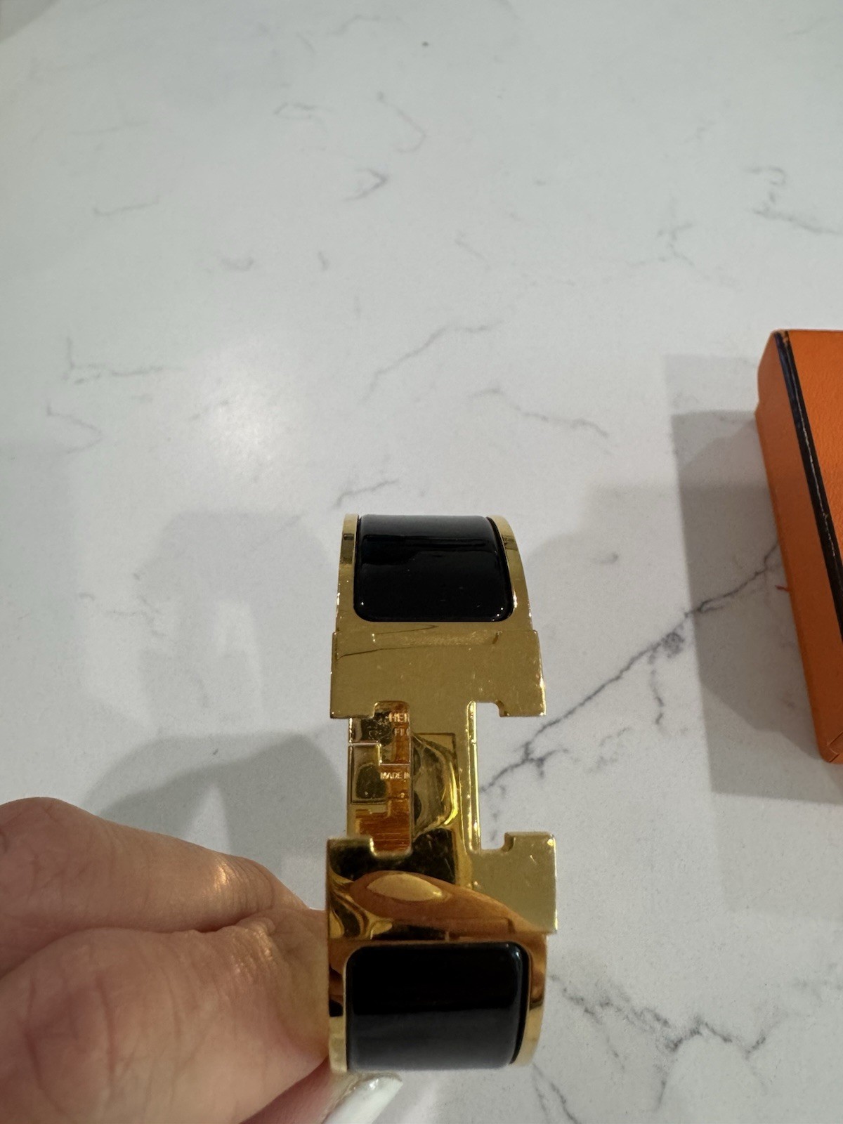 Authentic HERMES Black Enamel Gold Clic Clac H Bracelet 🩷