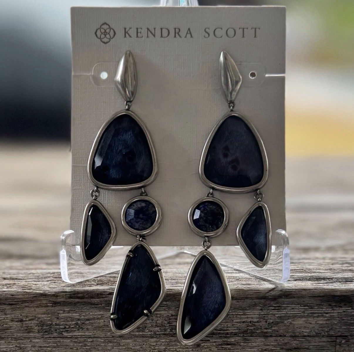 Kendra Scott Margort Vintage Statement Drop Earrings – Silver/Navy Blue