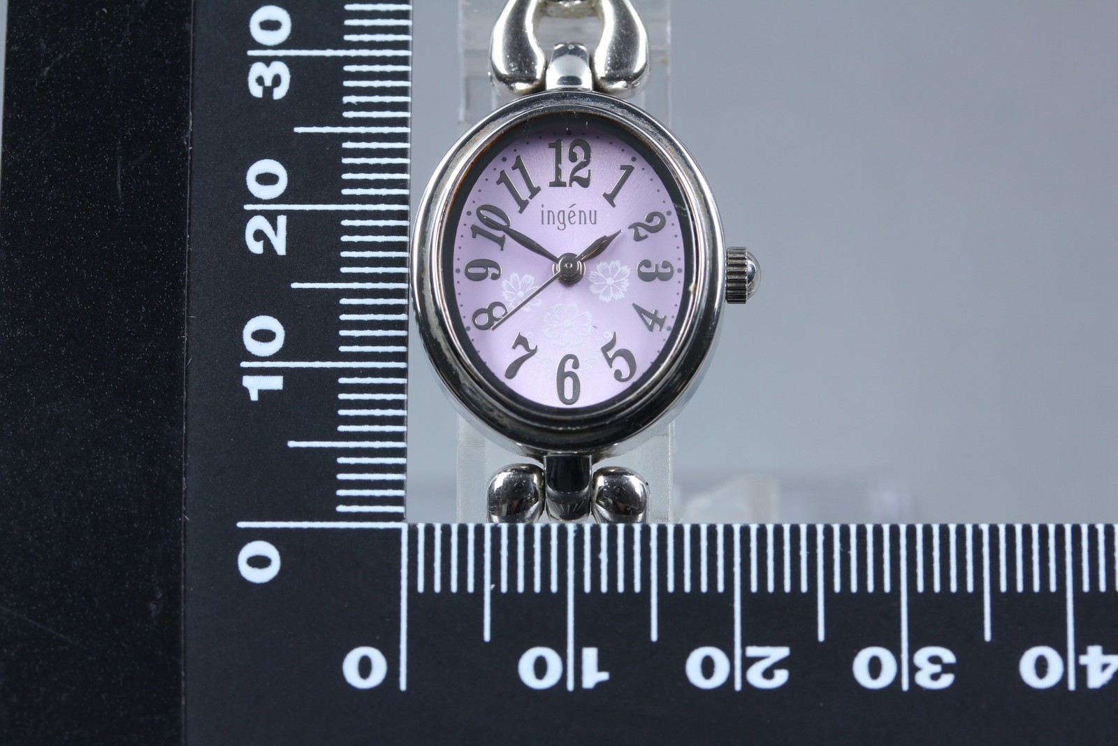 Seiko Alba Ingenu VX51-K890 Oval Quartz Ladies Watch Vintage Exc+5 From JAPAN