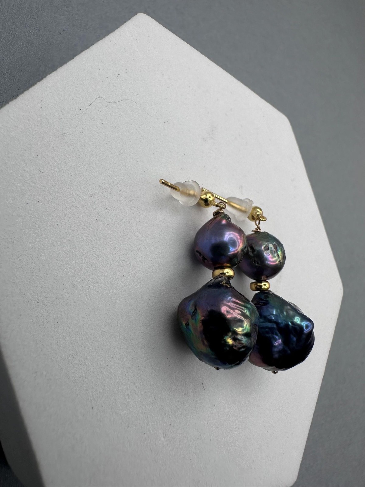 Kasumi Style Pearl Earrings Peacock Green Black Silver Gold Plated Stud
