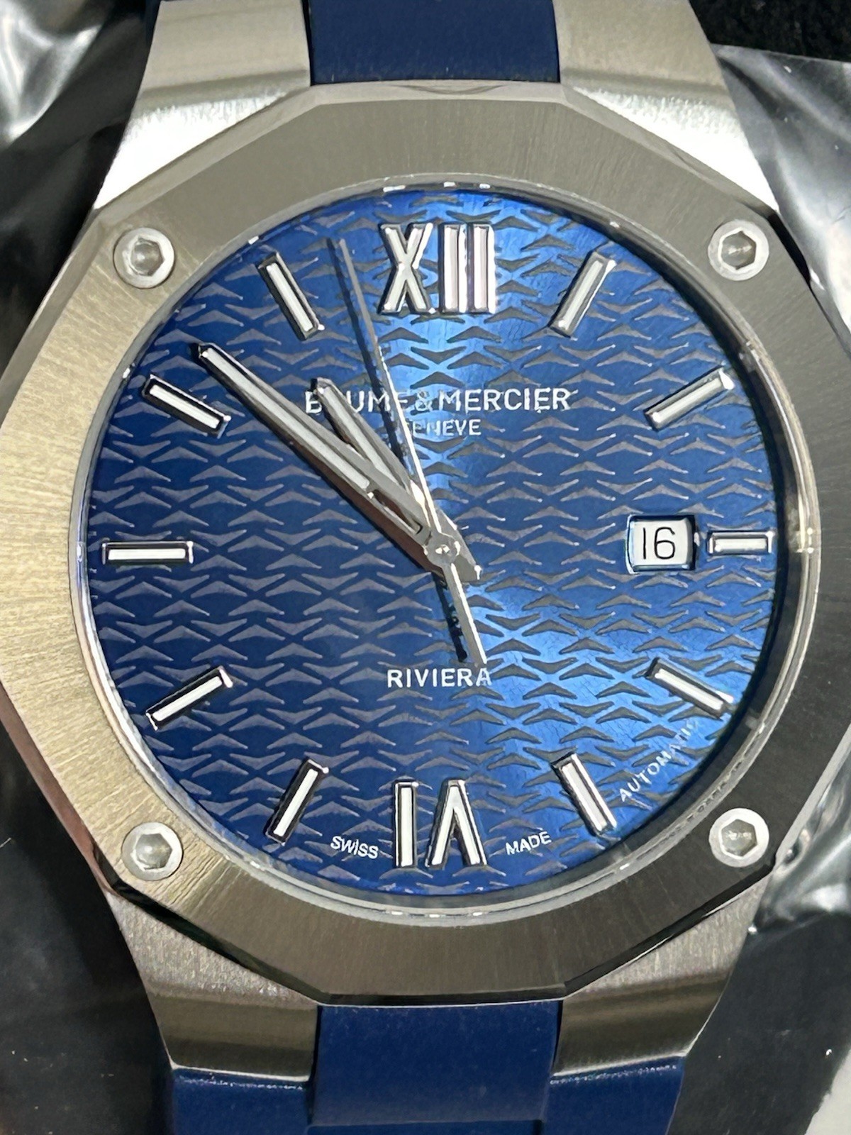 NEW Baume & Mercier M0A10619 42mm SS Riviera Blue Dial Automatic Date Mens Watch