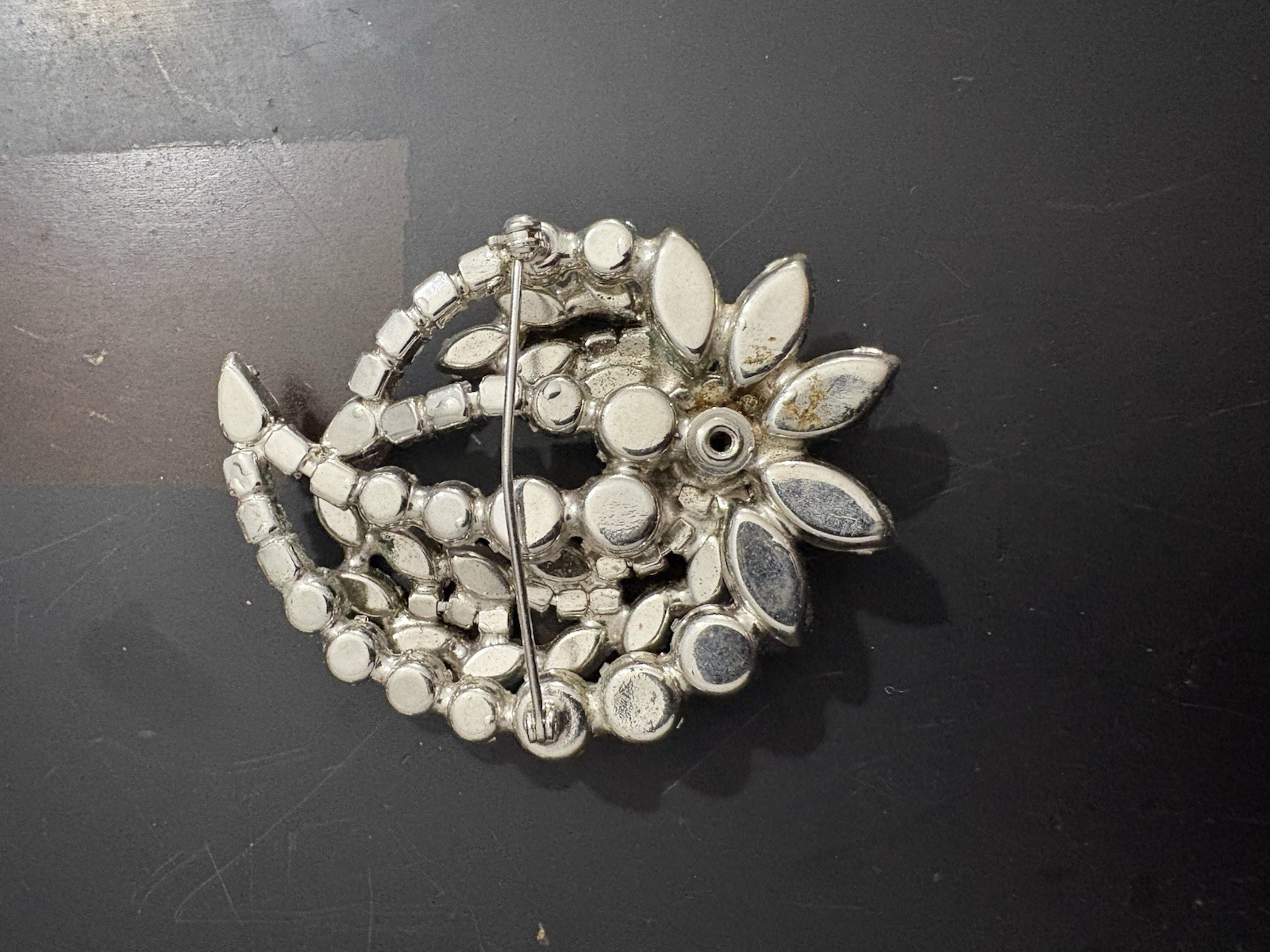 Silver Tone Clear Rhinestone Crystal Flower Brooch Pin, Prong Set