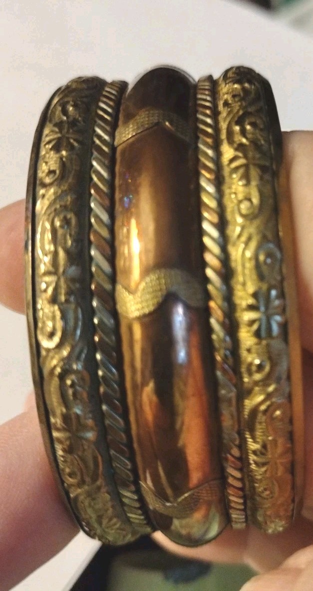 Vtg. Copper/Brass/Silver Bangle 2 1/8 In Wide, 2 1/2 In Diameter