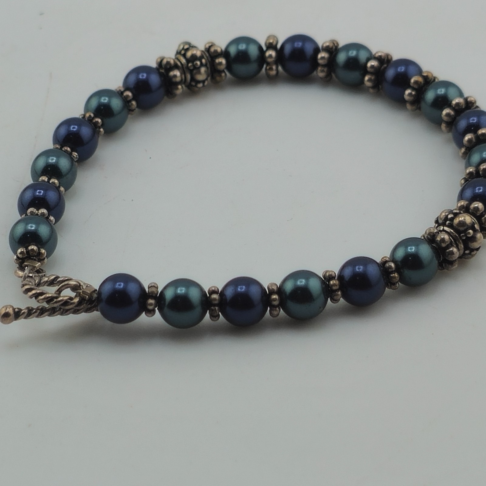925 Sterling Silver Twisted Toggle Clasp Blue Green Faux Pearl Bracelet 6.25 in