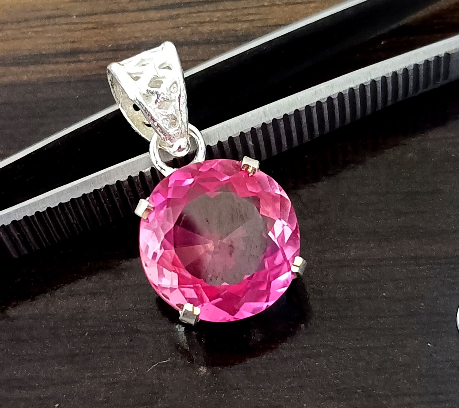 Certified 26.65 Ct Natural Padparadscha Sapphire 925 Silver Pendant Gemstone