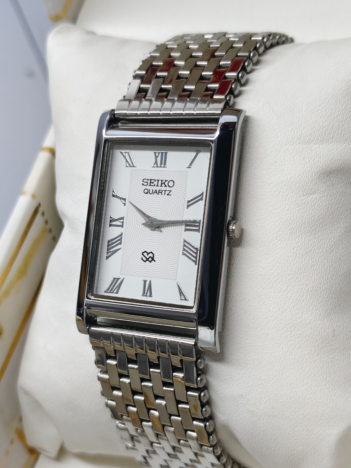 Vintage Refurbished Seiko Slim Tank White Quartz Japan Men s Wrist Watch