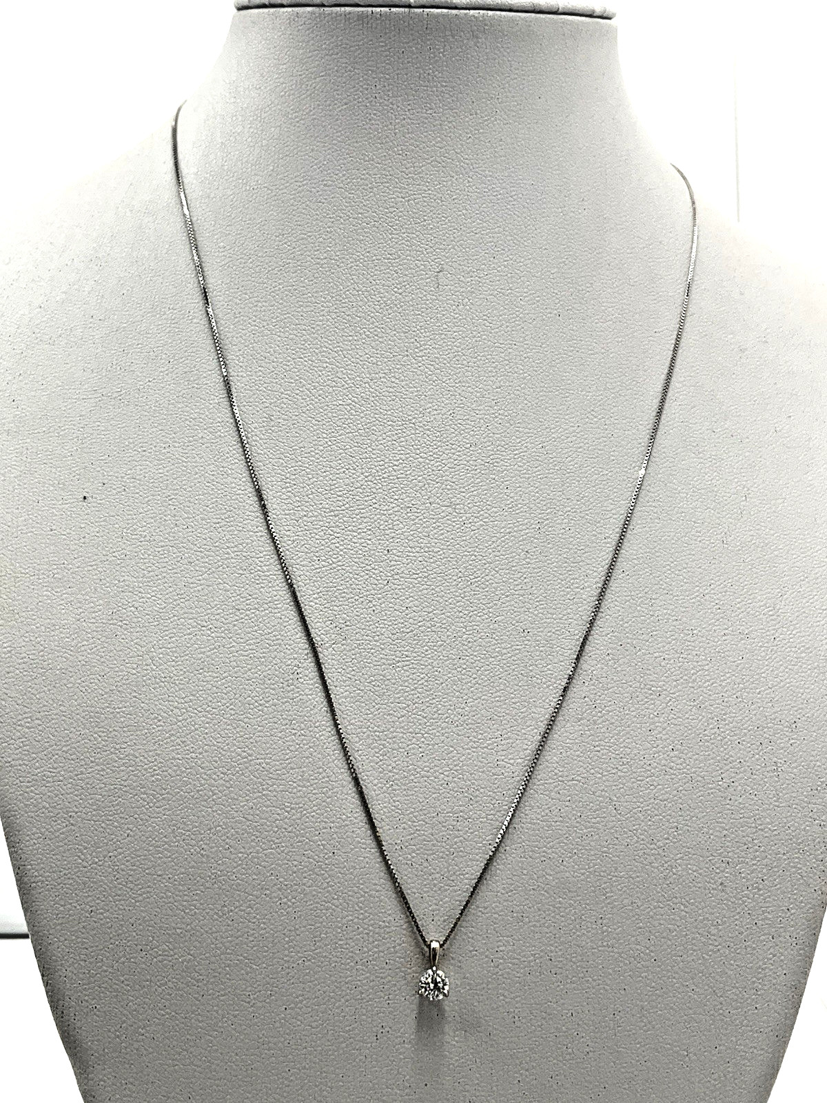 14k White Gold R.C.I. .25ct Natural Diamond 18” Box Chain Necklace