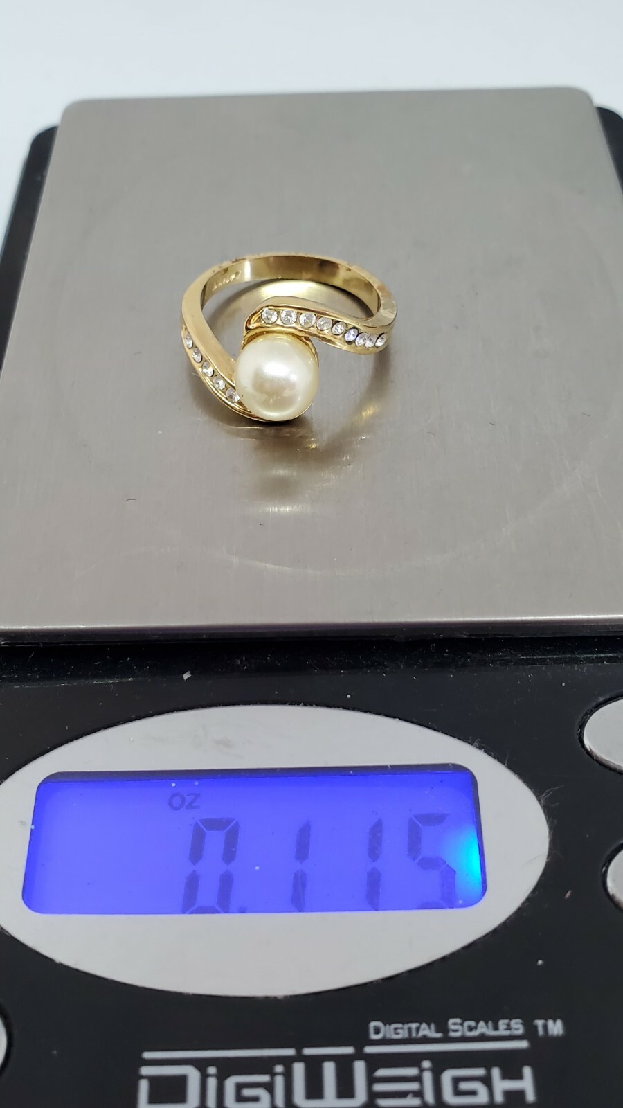 Fashion Signed 14KGE Gold Plate Faux Pearl Twist Band White CZ Accent Ring Sz 7