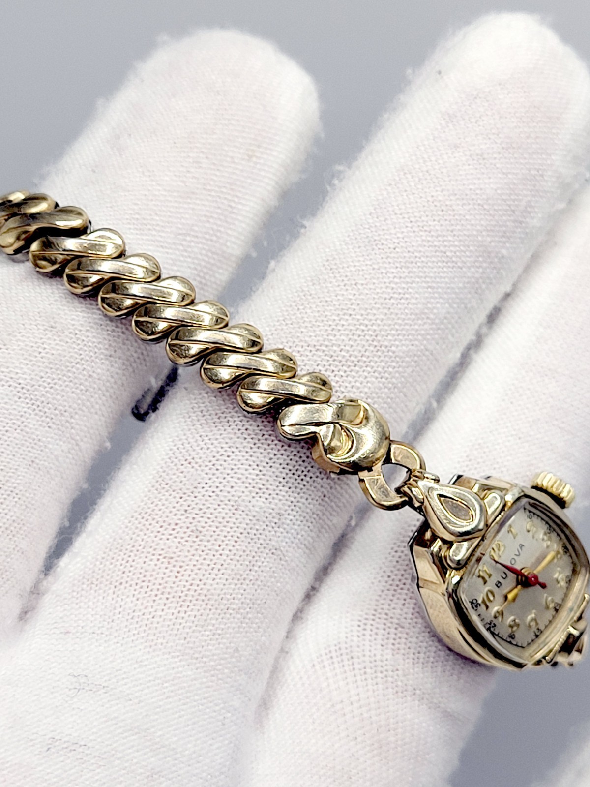 Vintage 1956 Bulova Ladies 16mm Cocktail Watch 10K Gold Filled Swiss Works Great
