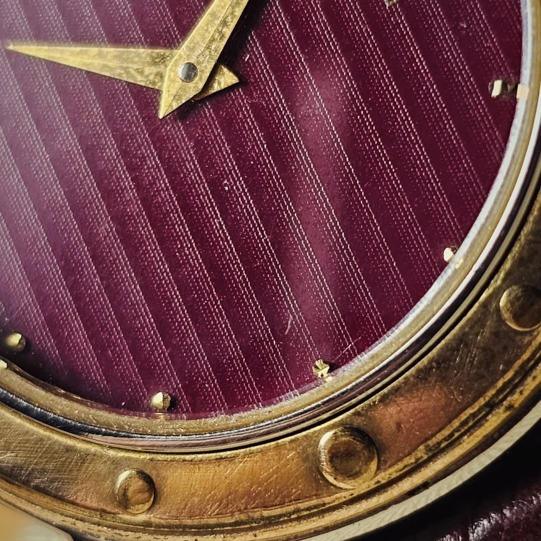Rare Raymond Weil Tango Quartz 5560 Red Guilloche Dial Watch Leather Vintage