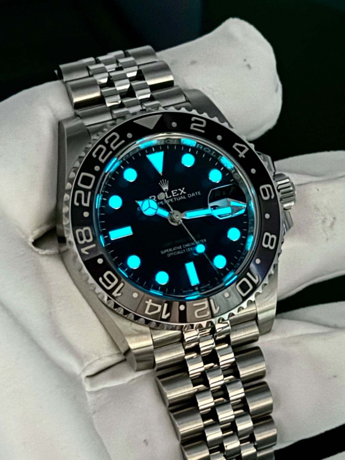 2026 Rolex GMT-Master II 126710GRNR Bruce Wayne Jubilee Unworn Full Set sticker