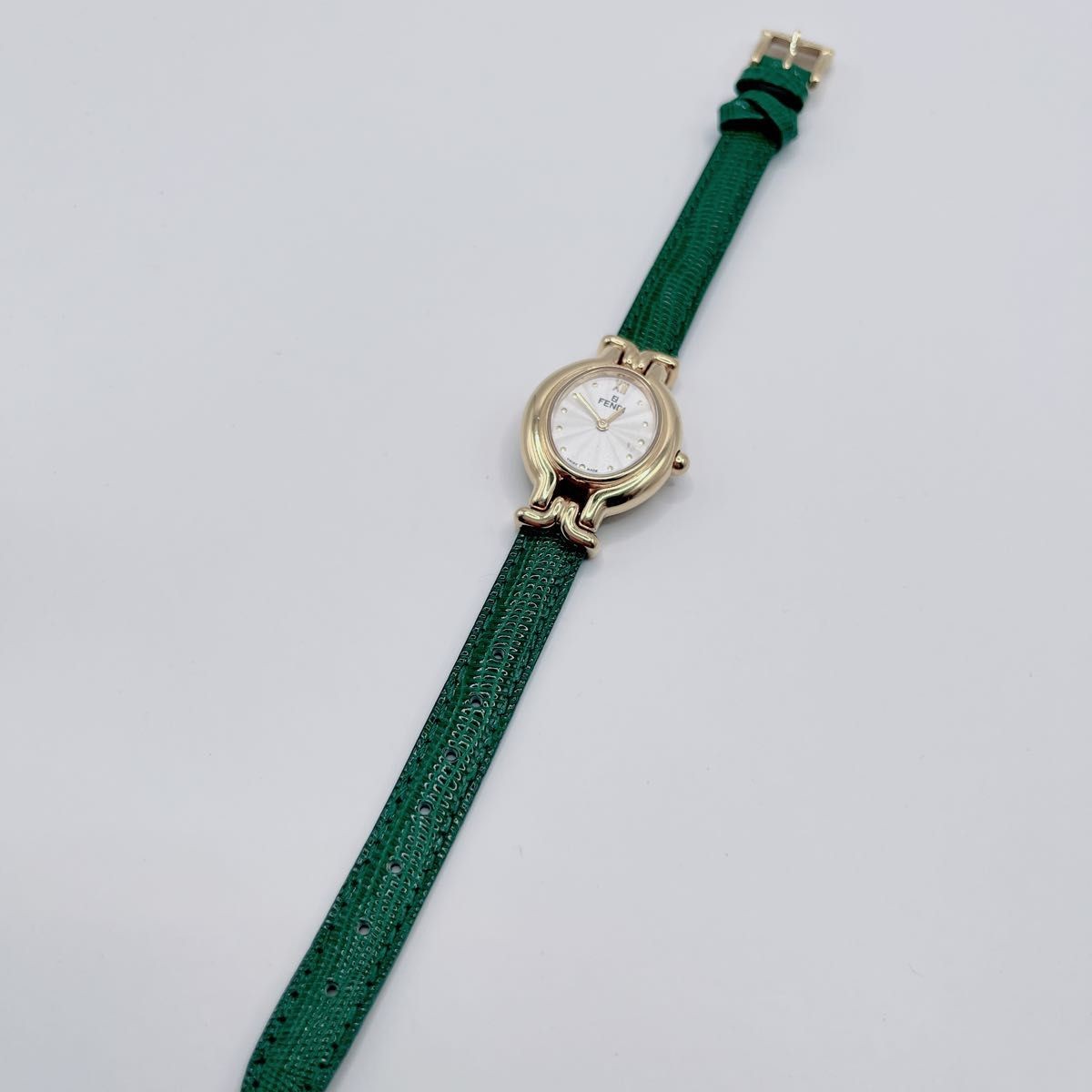Excellent condition FENDI Chameleon Change Belt 640L Ladies Watch Gold Green Bel