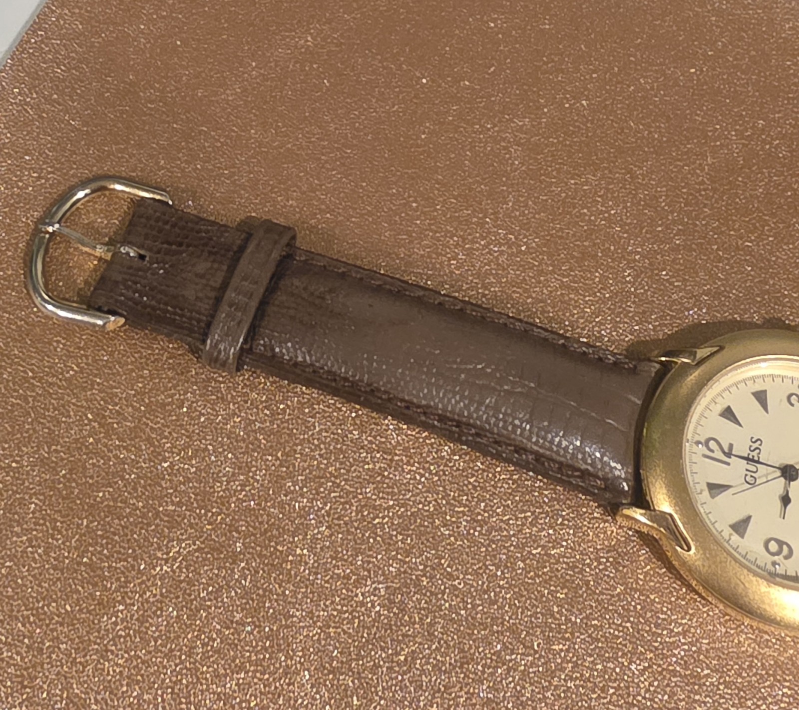 Vintage GUESS Gold Tone Watch Brown Leather Band – New Battery / Tested
