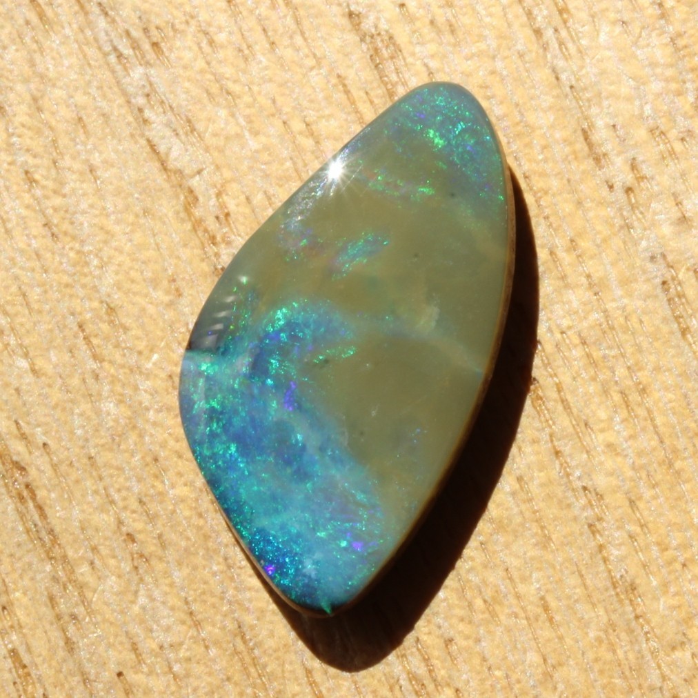 Boulder opal 9.00ct 24 x 12mm Australian opal natural solid unset stone Winton
