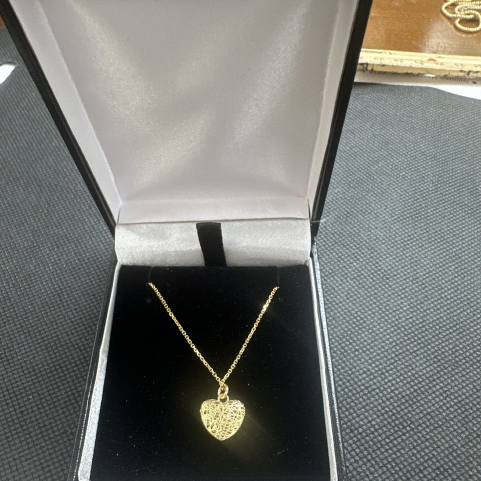 RCI Yellow Gold 14k Heart Pendant Necklace Charm Italy Signed 18 inch chain.