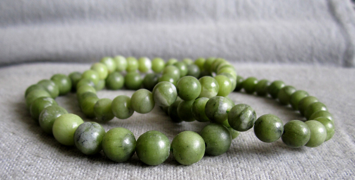 Nephrite Jade Bracelet – Balls Ø ~6.5/8.5mm / ~15-24cm Width – Elastic
