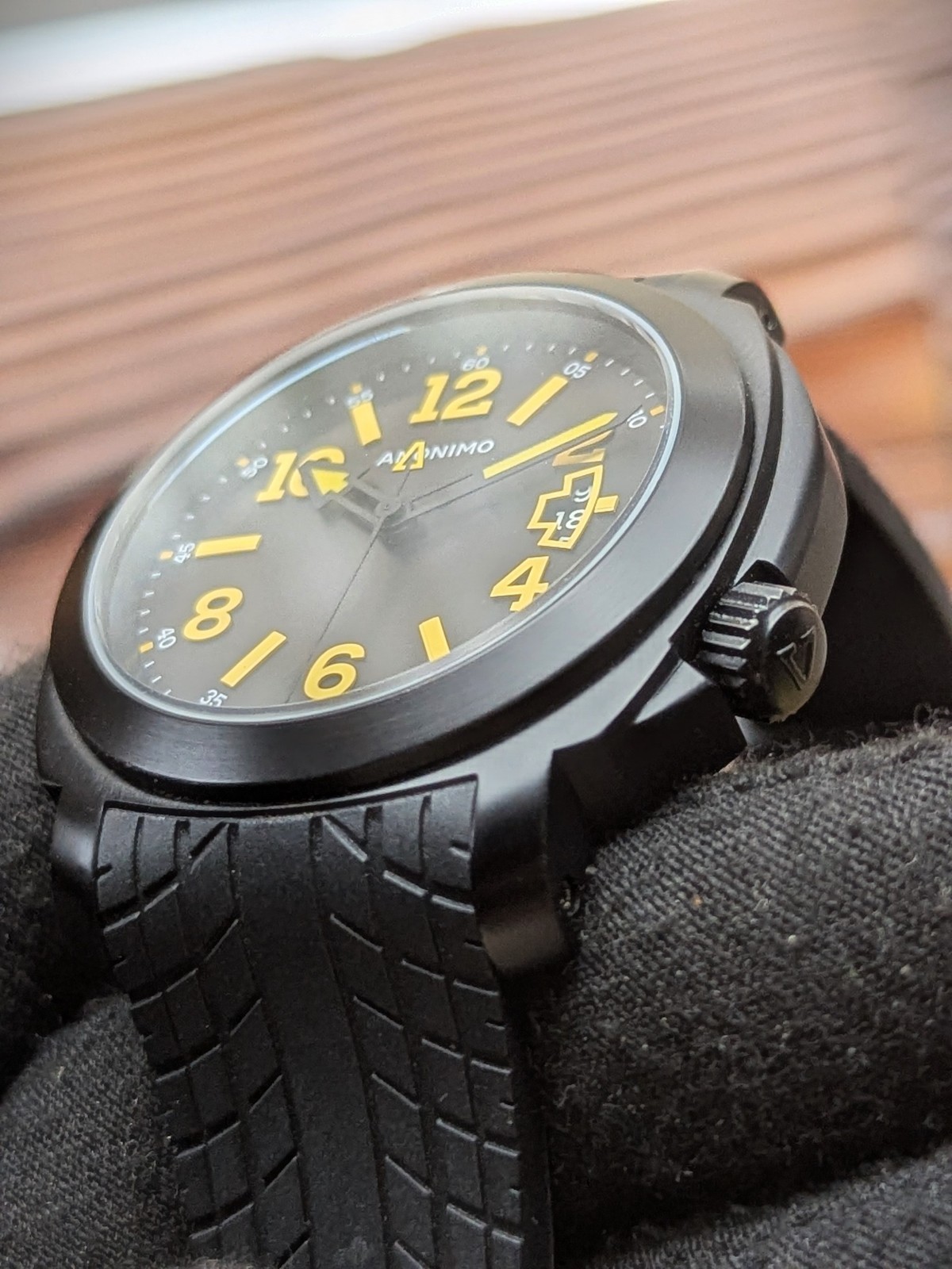 Anonimo Sailor Excellent condition Swiss Made Automatic Black w/Yellow accents