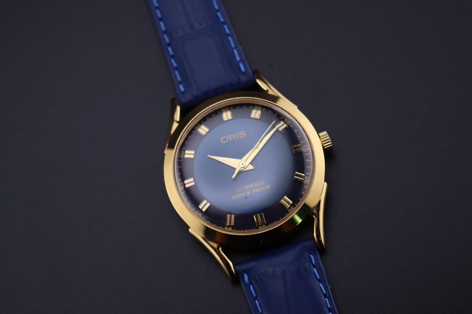 Vintage ORIS Swiss Hand-Wind Classic Mechanical Collectible Men’s Wrist Watch