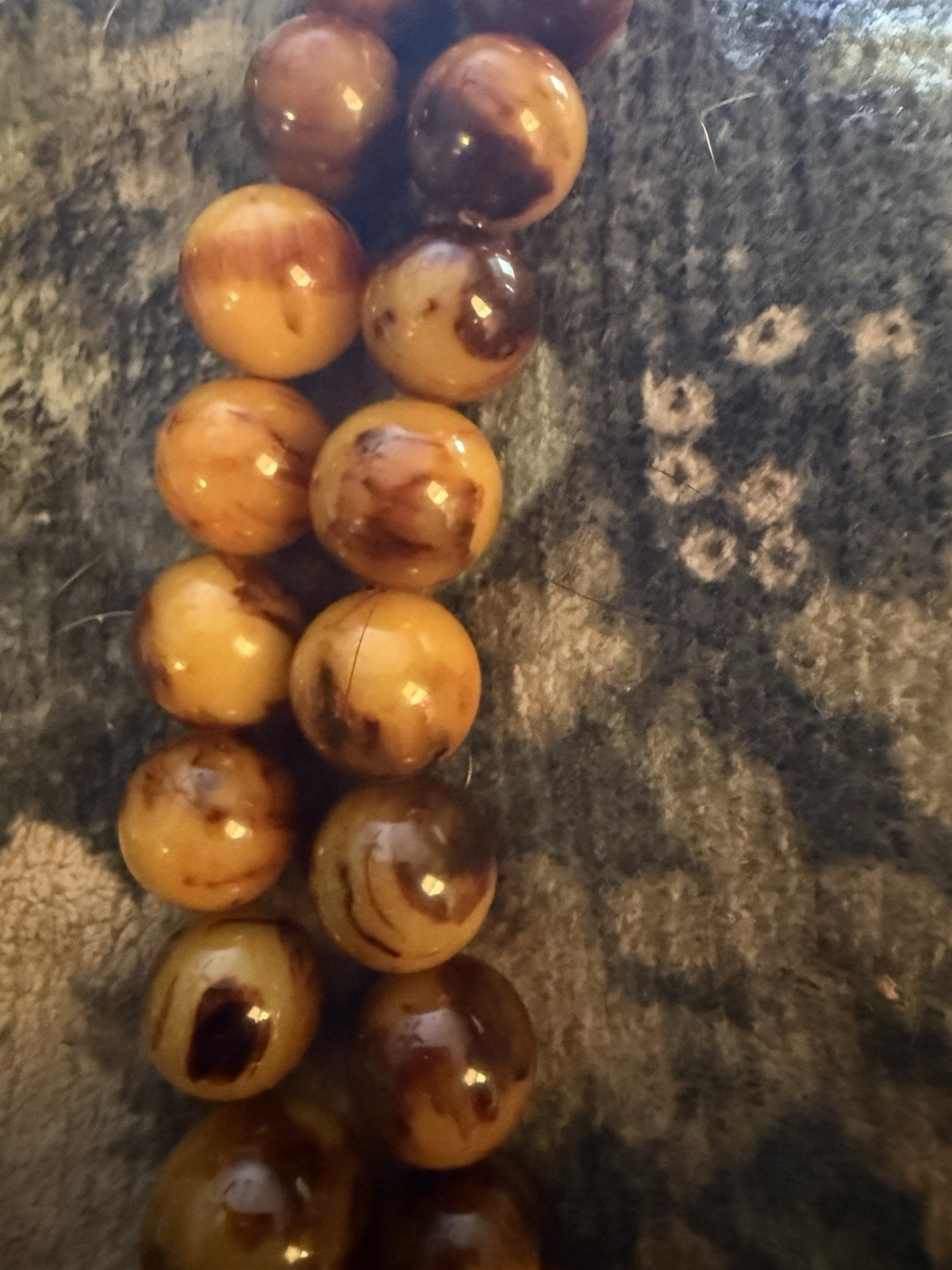 Bakelite Egg Yolk Amber Beaded Necklace Marbled Graduated Steel Cable