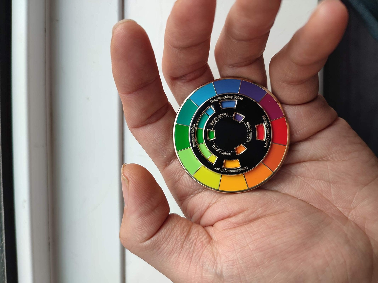 Creative Color Wheel Enamel Pin, the Spinning Wheel Moves Nicelyï¼ŒColor Whee…