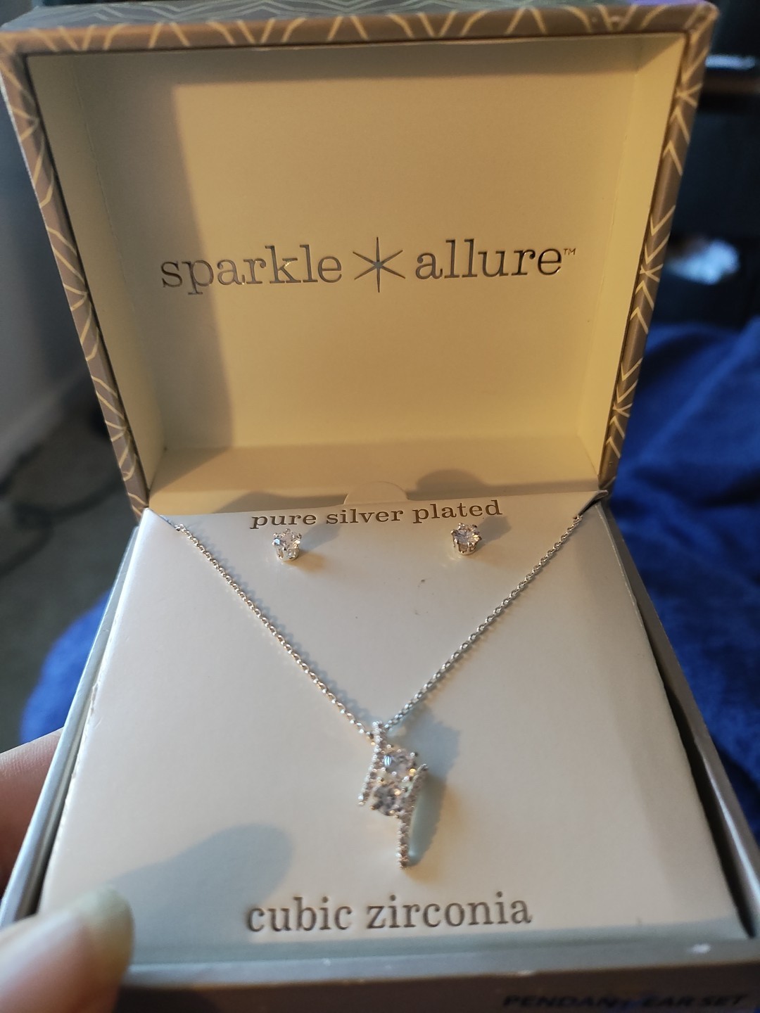 Women Fashion Silver Plated Sparkle Allure Cubic Zirconia Necklace &Earrings Set