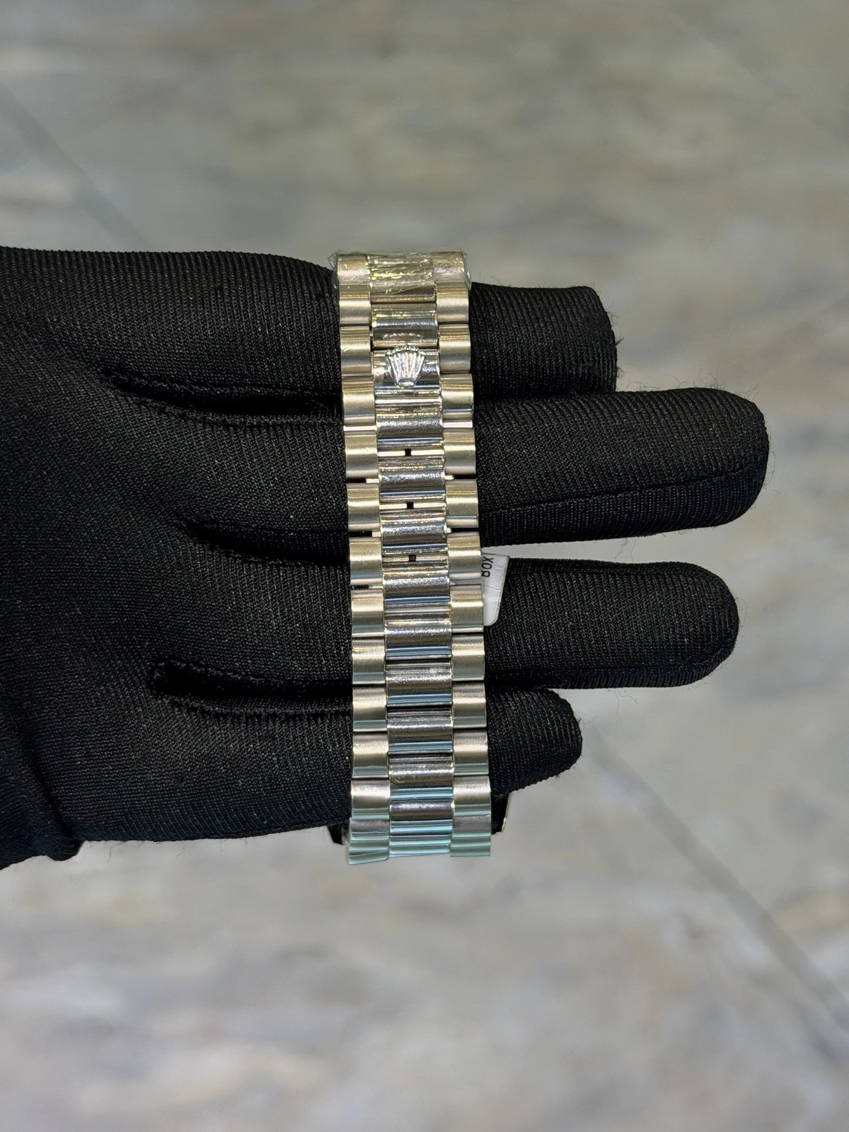 Rolex Day Date 36 Custom MOP Diamond Dial on President 18239 with Box
