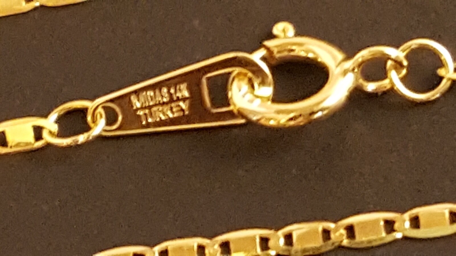 14 K Yellow Gold Solid Durable 1.3 mm Valentino Chain 18″, 20″, 22″, 24″.