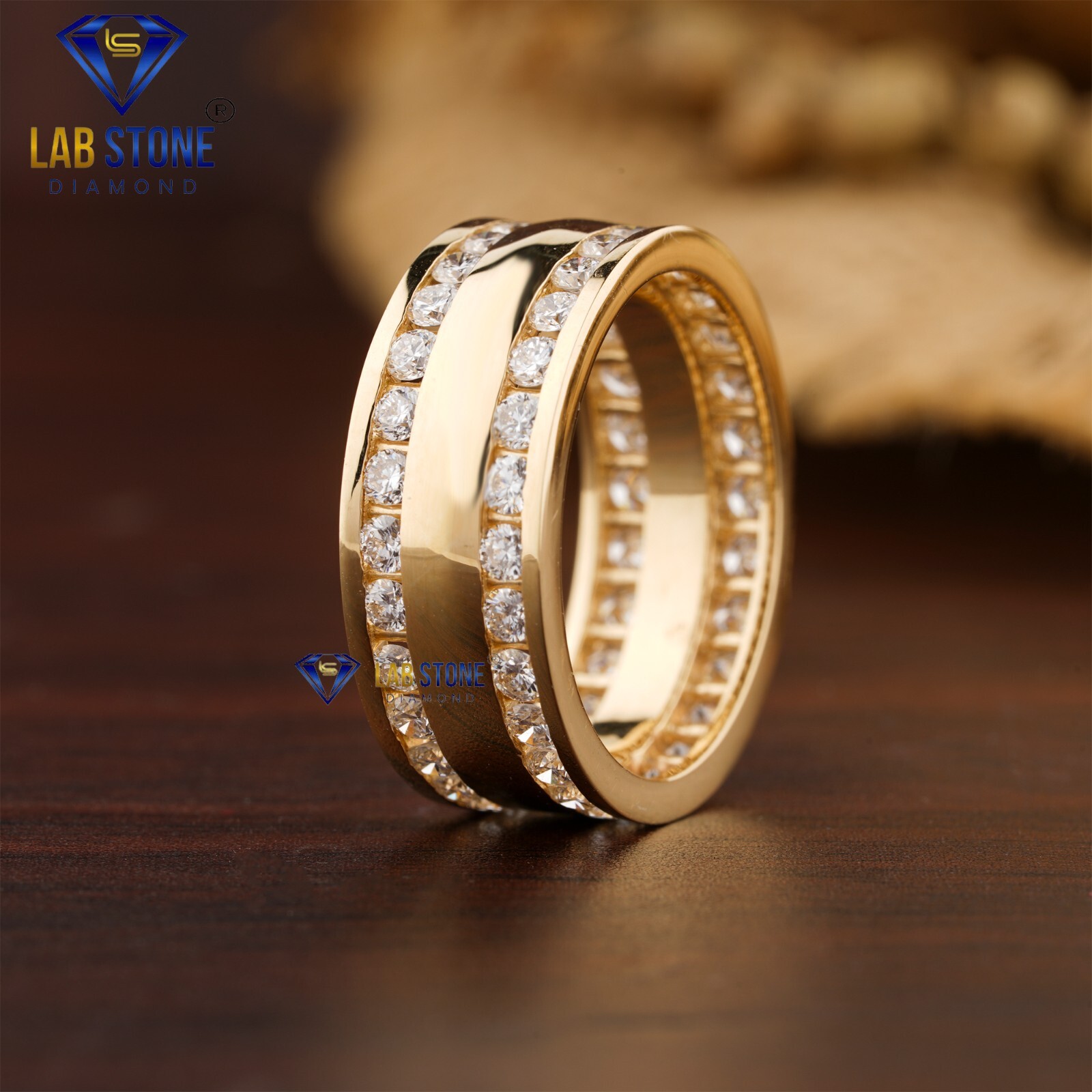 1.67 TDW Round Cut Lab-Created Diamond Yellow Gold Ring EF Color VS Clarity