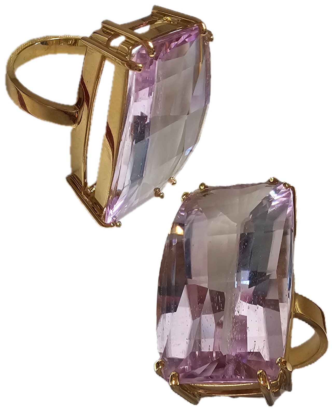 18ct Gold Ring With 28.35 carat Natural Kunzite