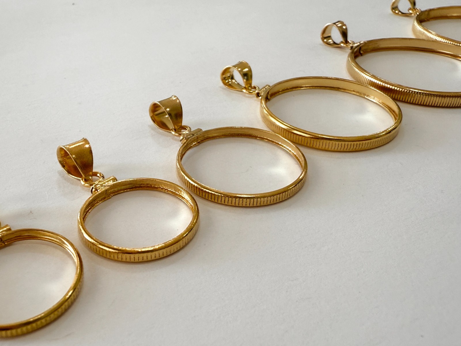Authentic 14k Gold Filled Screw Top Bezel with Coin Edge 6 Sizes