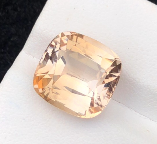 10.50 Carat Natural Light Brown Color Faceted Topaz