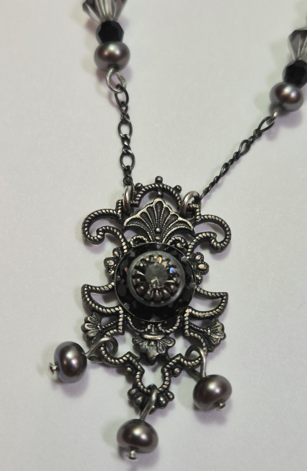 Vintage LIZ PALACIOS Necklace Dainty Crystal Pearl Black & Grey Delicate Signed