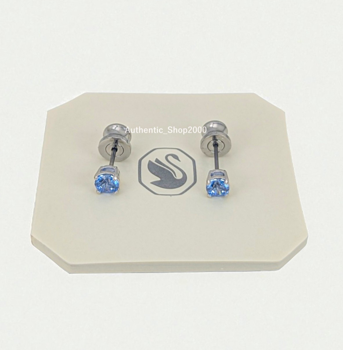 New 100% Authentic SWAROVSKI Rhodium Blue Crystals Stilla stud earrings 5734250