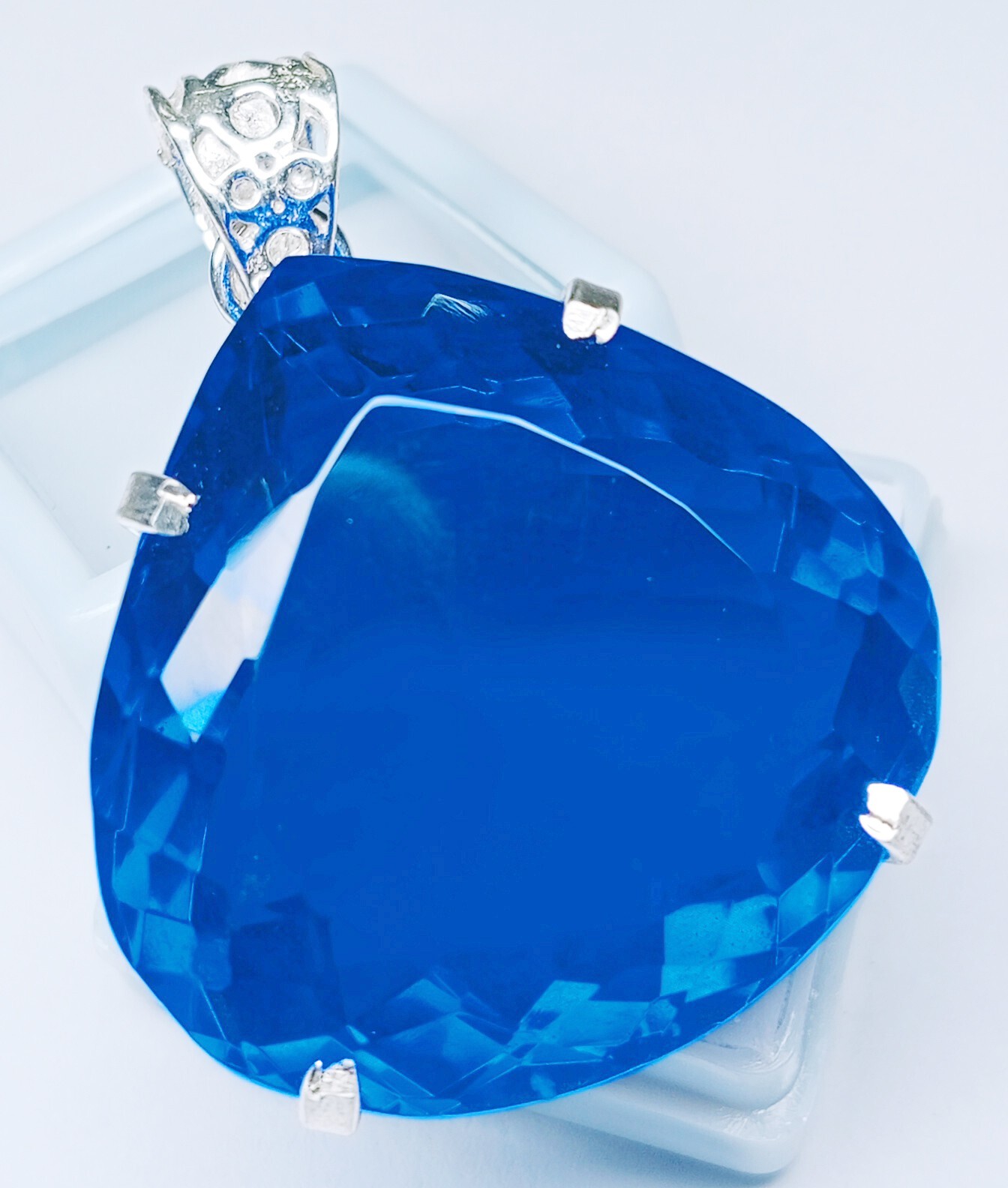 110 Ct Natural Blue Topaz Pear Cut Loose Gemstone Locket Pendant EGL Certified