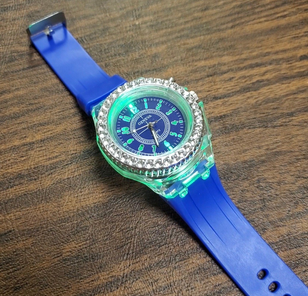 Women’s Quartz Watch Blue Silicone Band Flashing Luminous Light Clear Transparen
