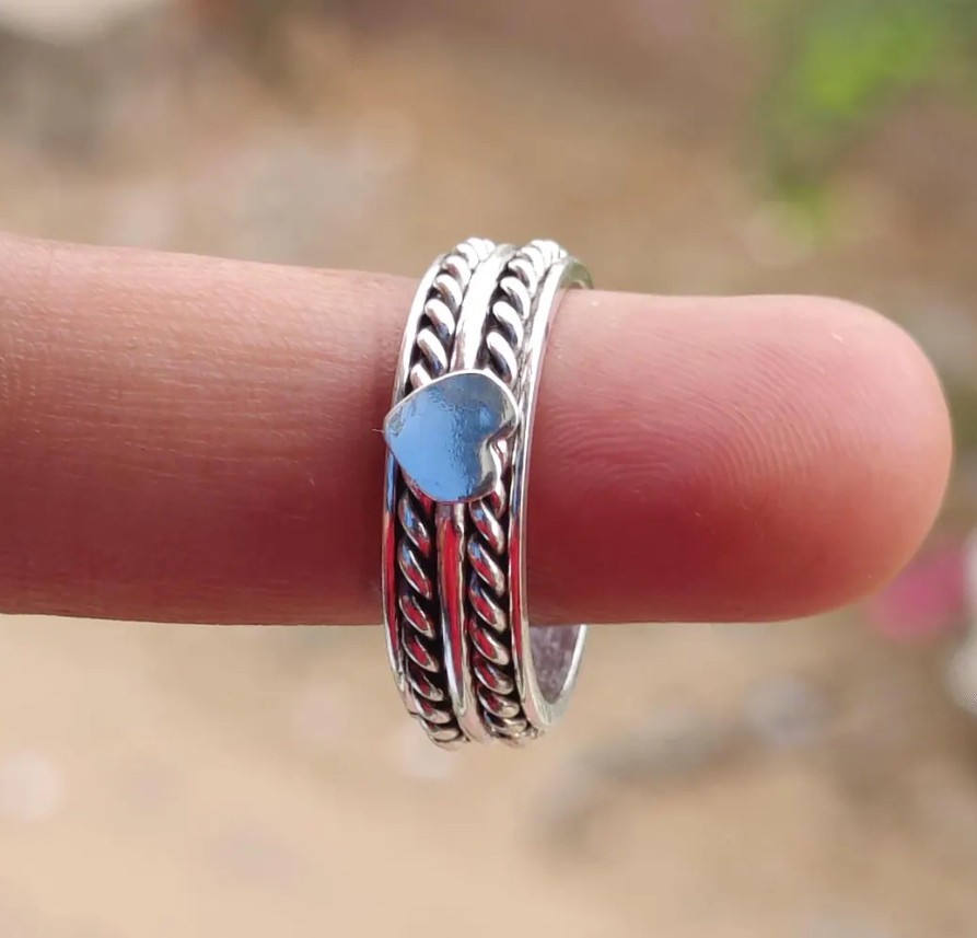 Handmade Vintage Twisted Rope Design Ring 925 Sterling Silver Heart Fidget Ring
