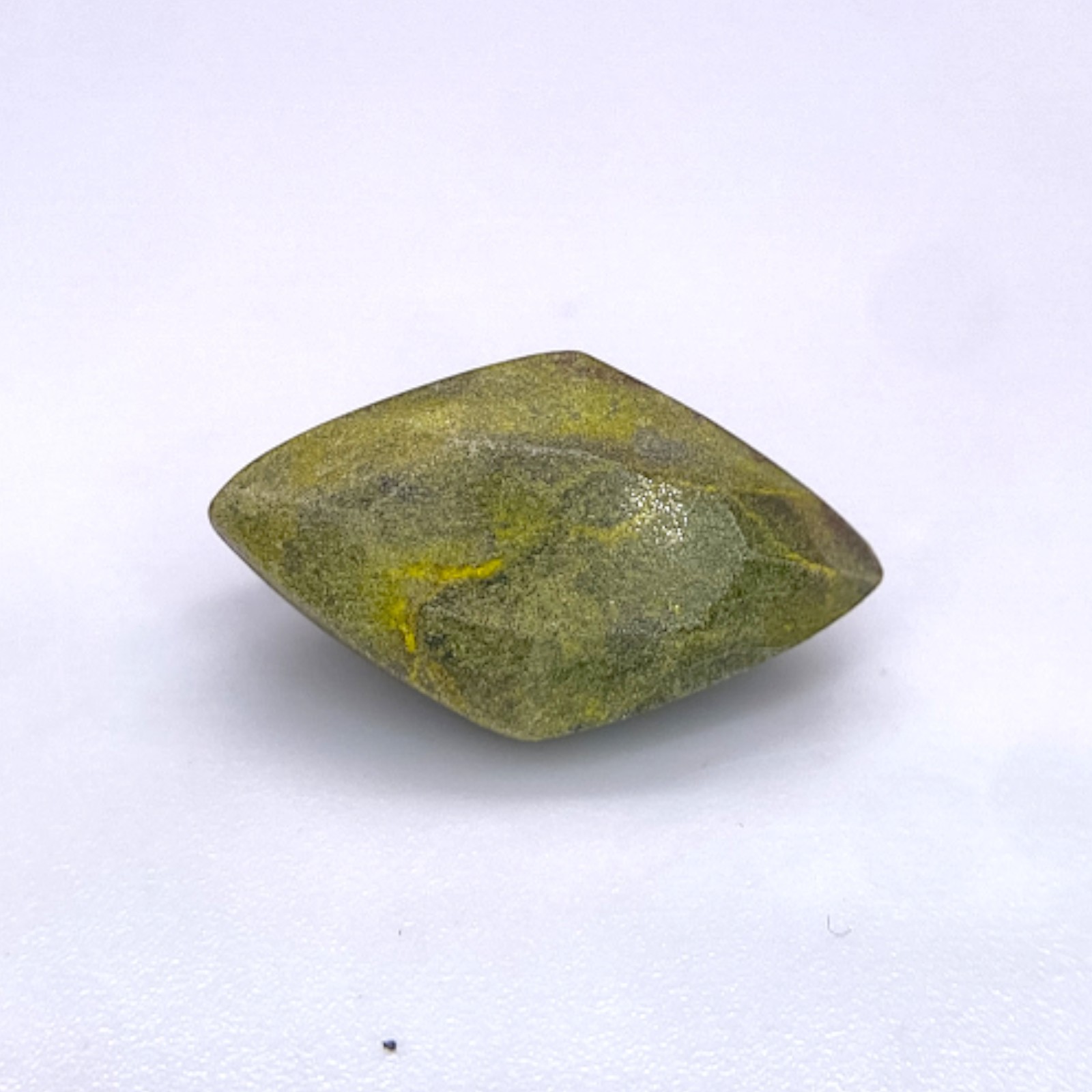 11.70 ct FLUORELLESTADITE IN MATRIX – USA – Natural Rare Untreated Faceted Gem