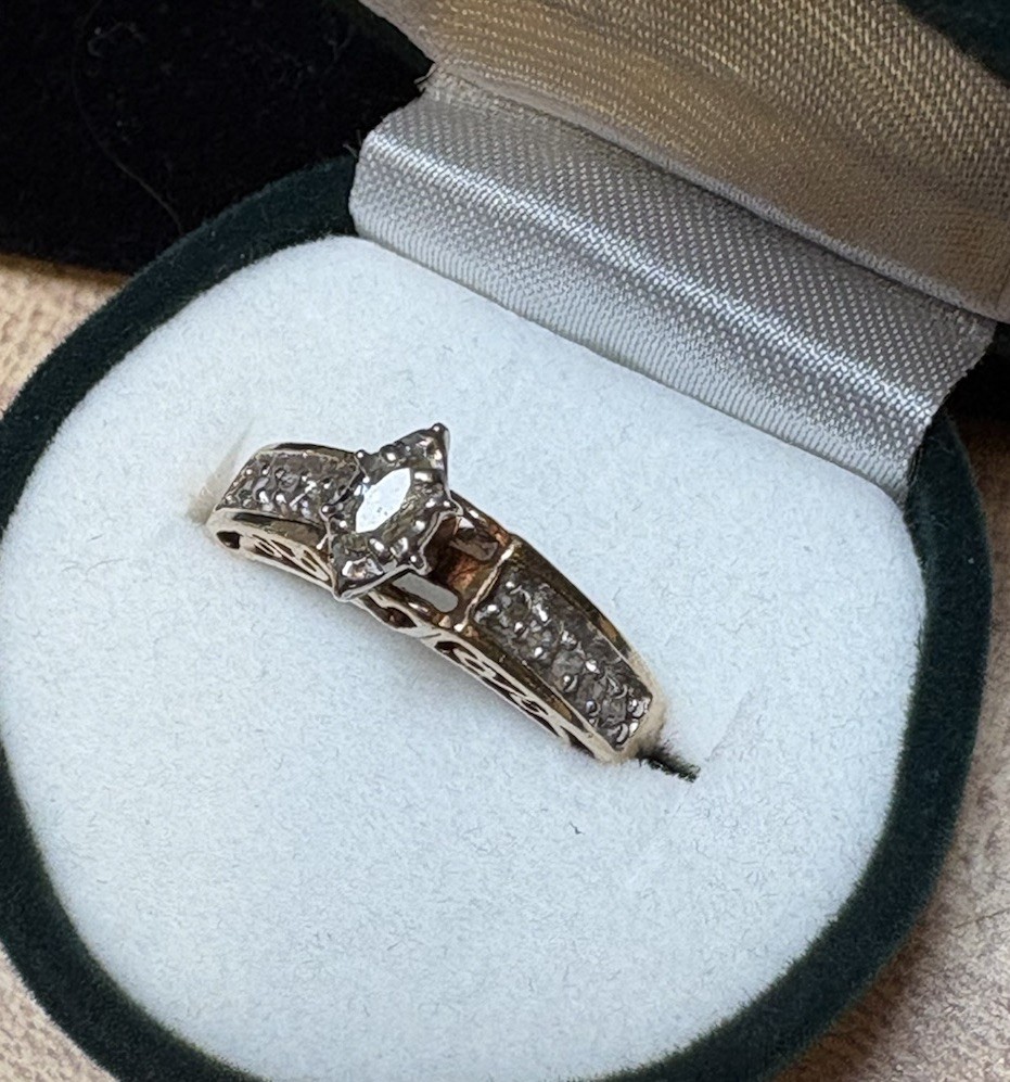 Diamond 10k Yellow Gold Ring 3.2 Grams , Size 7 women’s