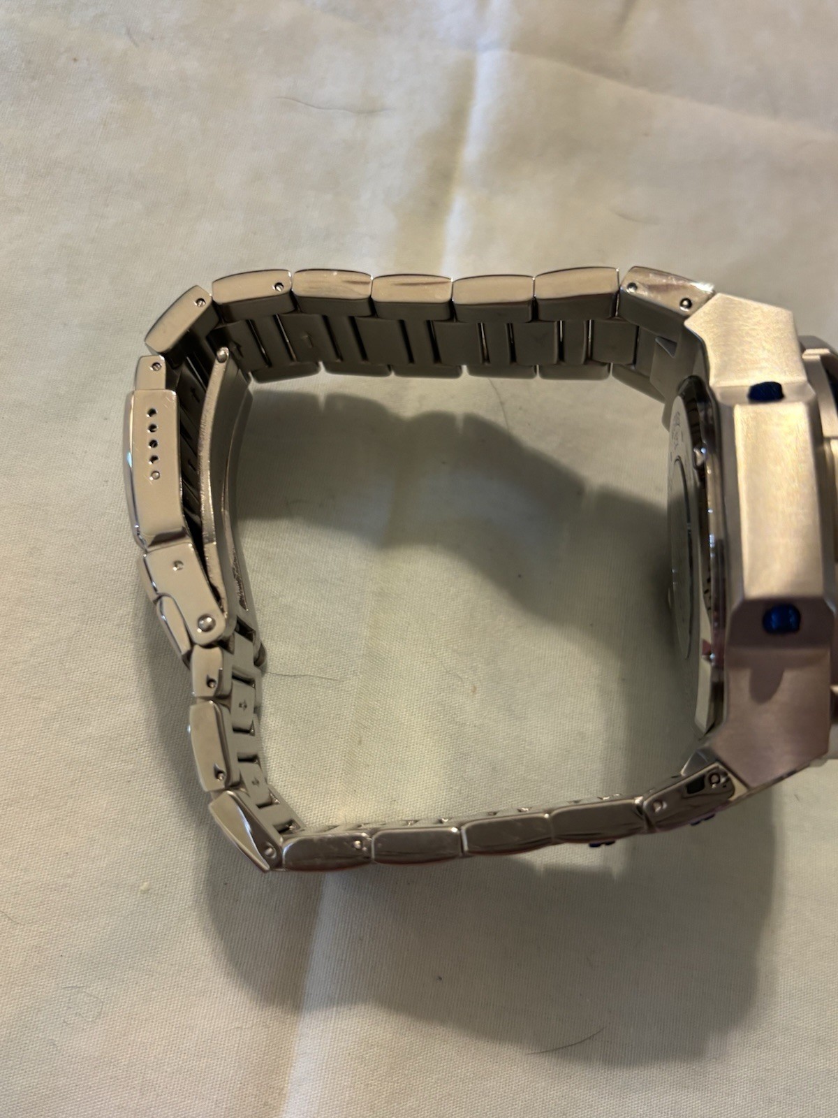 Invicta Akula Reserve Men’s Automatic Watch model 31816