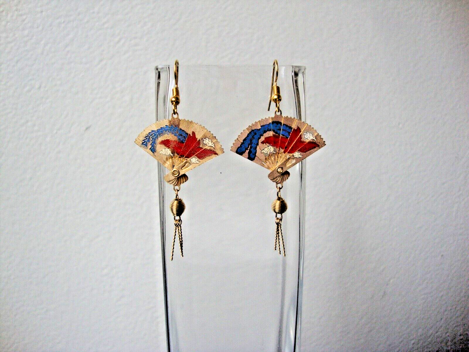 Vtg Charming Classic Chinese Phoenix & Crane Enamel Etched Folding Fan Earring