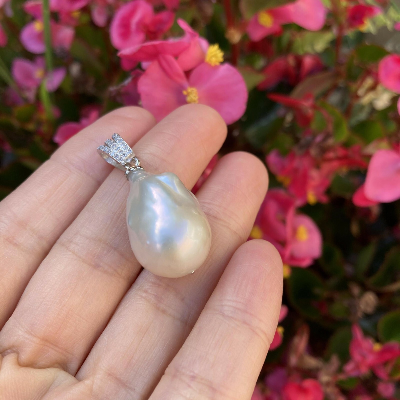 24x16mm Baroque freshwater White Pearl high luster sterling silver Pendant TH111