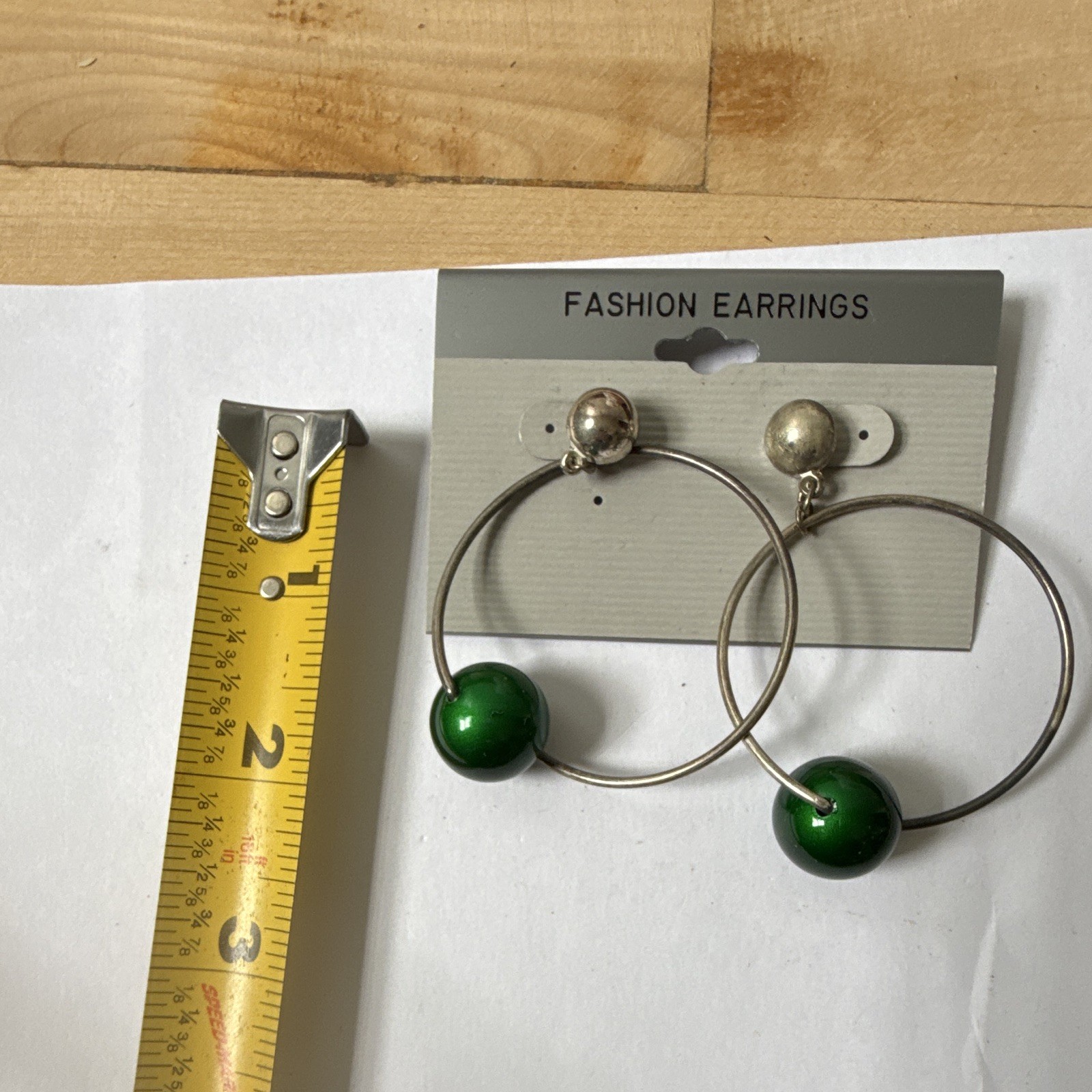 Green Silver Tone Round Hoop Dangle Earrings Metal Plastic Butterfly Back 2in