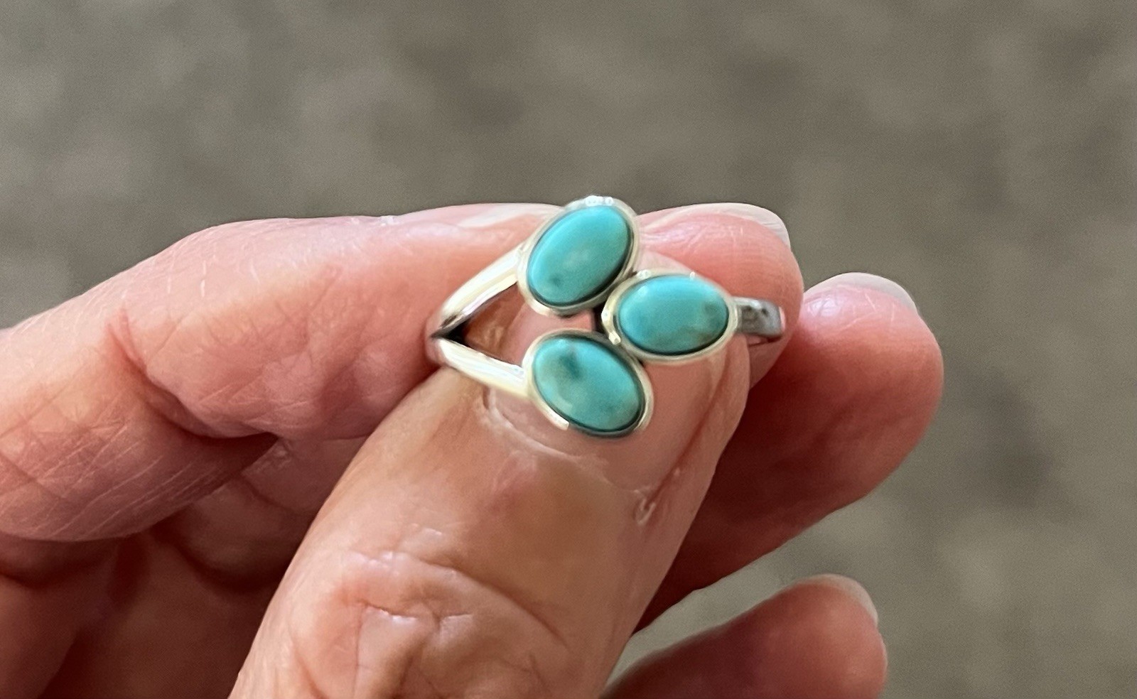 Sterling Silver Genuine Turquoise Ring Size-7, Face Height: 12.4mm. Beautiful🩵