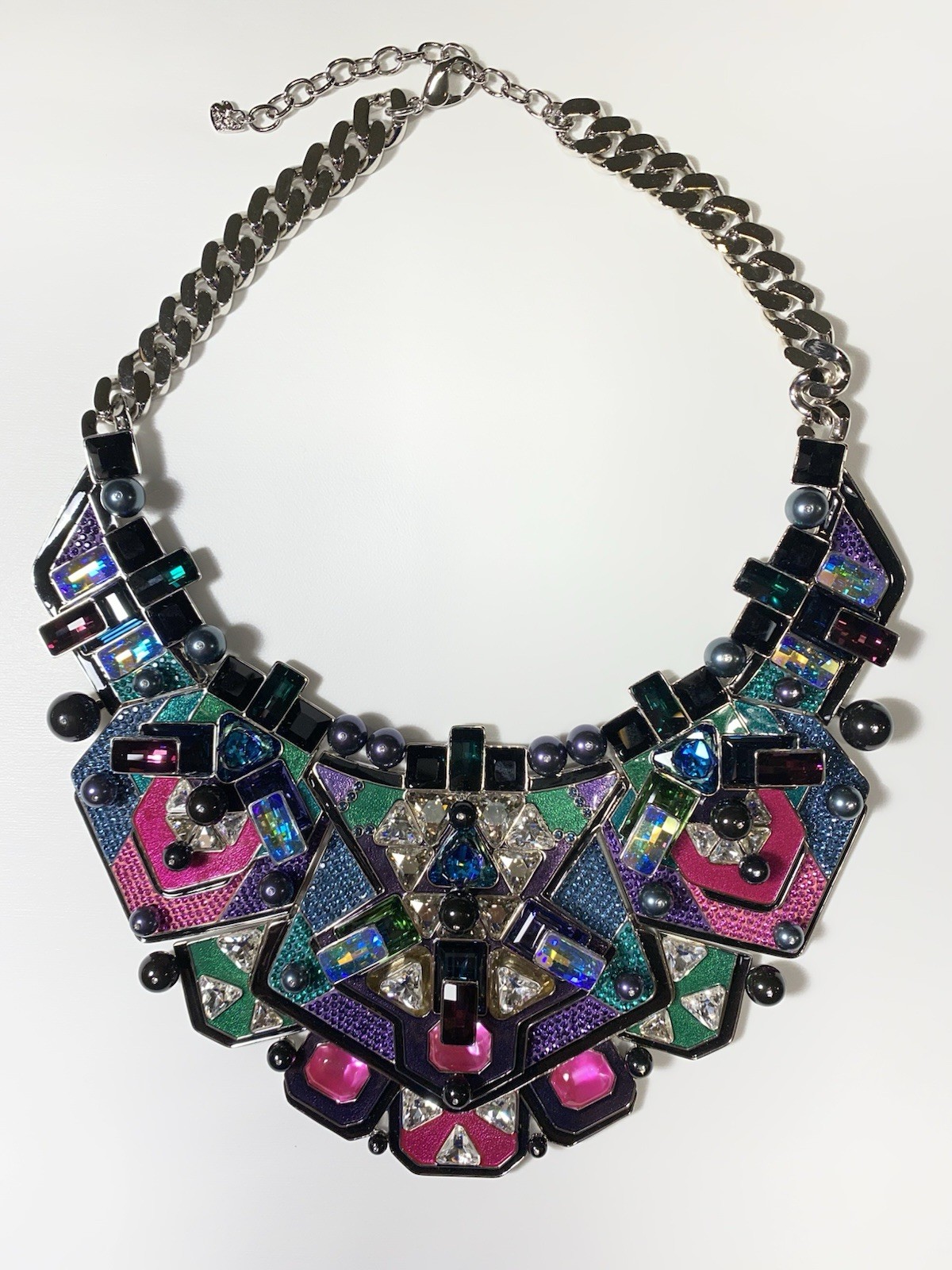 Swarovski Amazing necklace! Brand New!