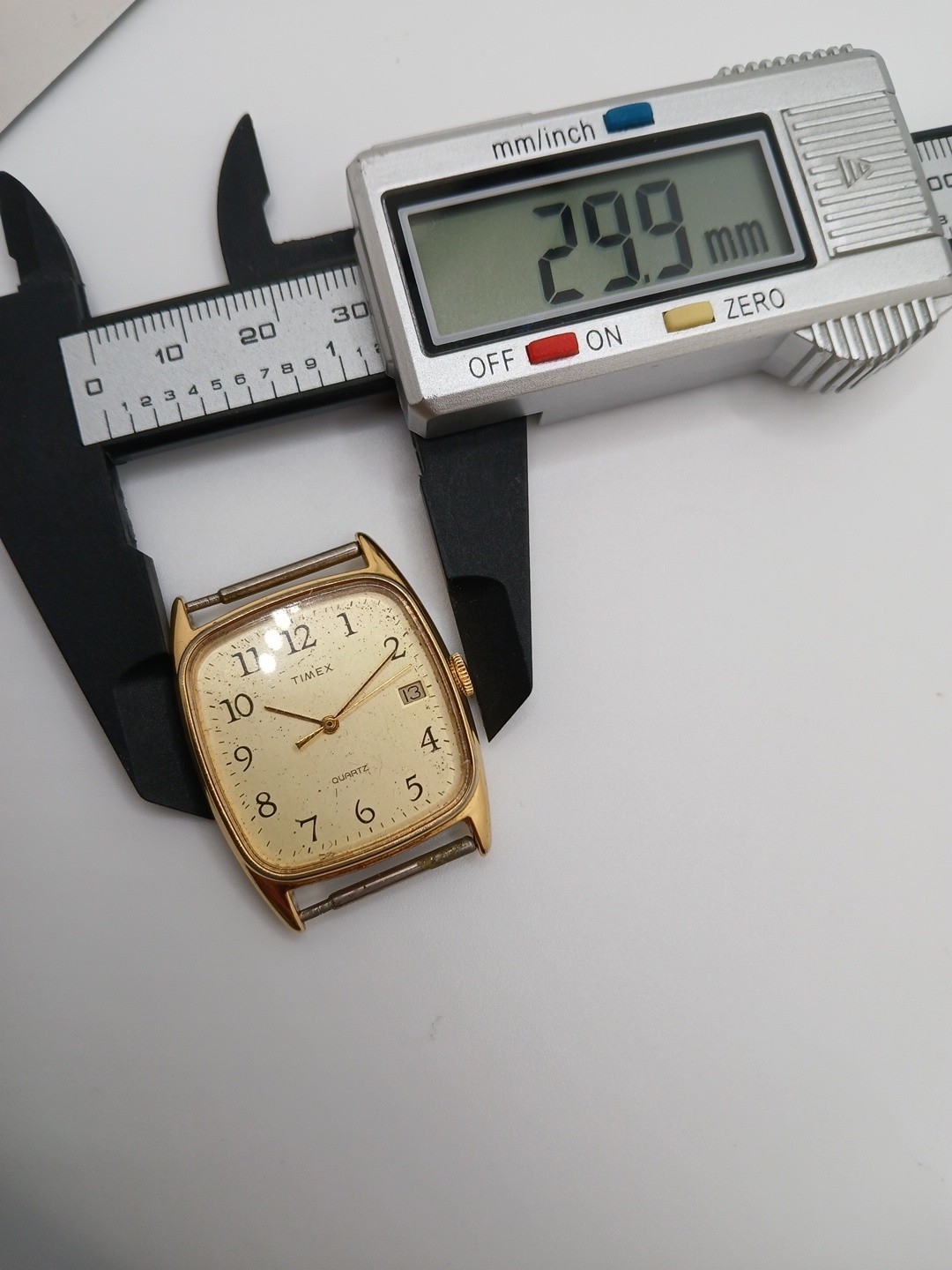 Vtg Timex Watch Men 29mm Gold Tone Rectangle 1990 Date Nice Cosmetic Condition